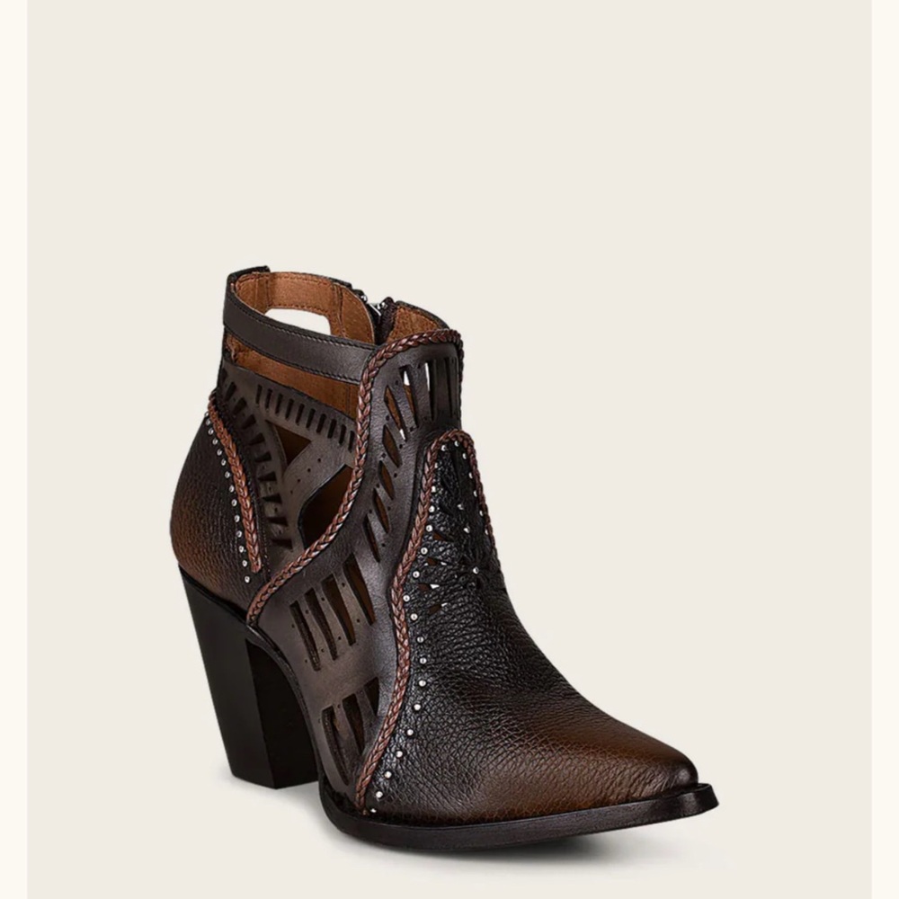 Cuadra Perforated Brown Bootie
Size 8